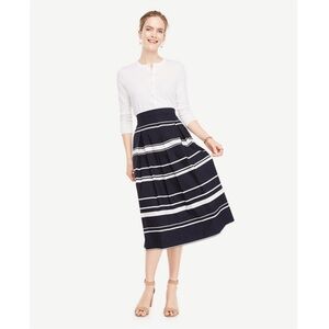 Ann Taylor Black and White Striped Skirt. Size 8P